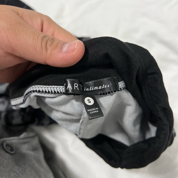 Tart intimates Black Grey Camo Jeggings Joggers Athletic Size Small - Picture 2 of 4